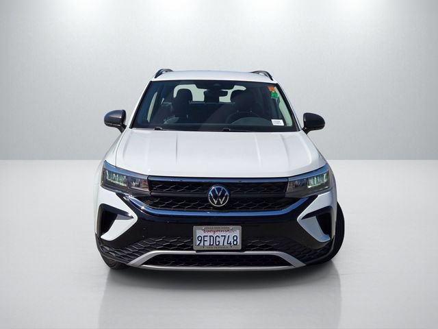Used 2023 Volkswagen Taos S w/ Driver Assistance Package FWD image 2
