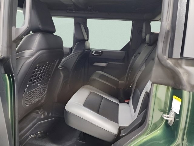 Used 2022 Ford Bronco Black Diamond image 18