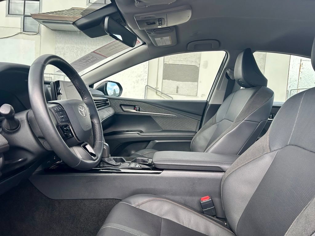 Certified 2025 Toyota Camry XLE FWD image 10
