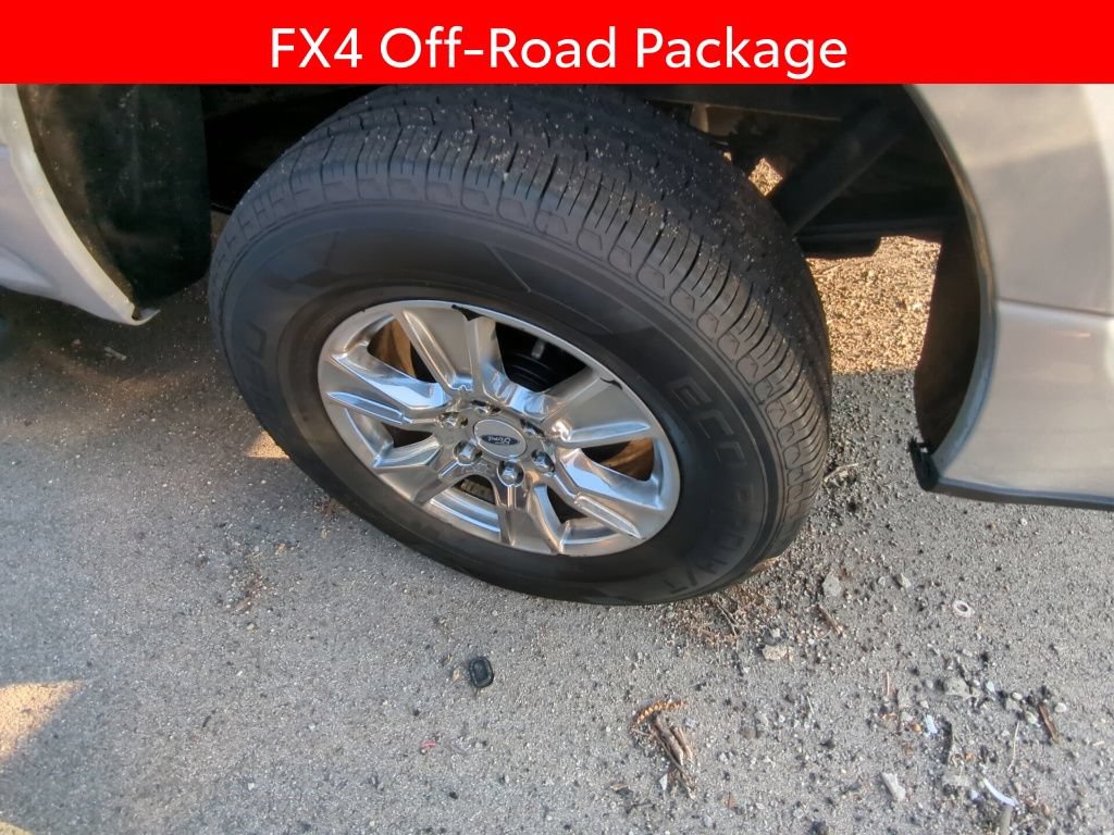 Used 2015 Ford F150 XLT w/ Equipment Group 301A Mid AWD/4WD image 5