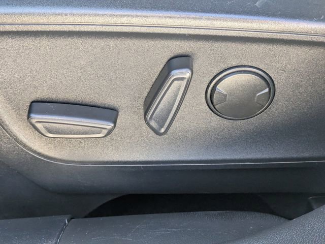 Used 2024 Ford Escape ST-Line w/ Cold Weather Package image 17