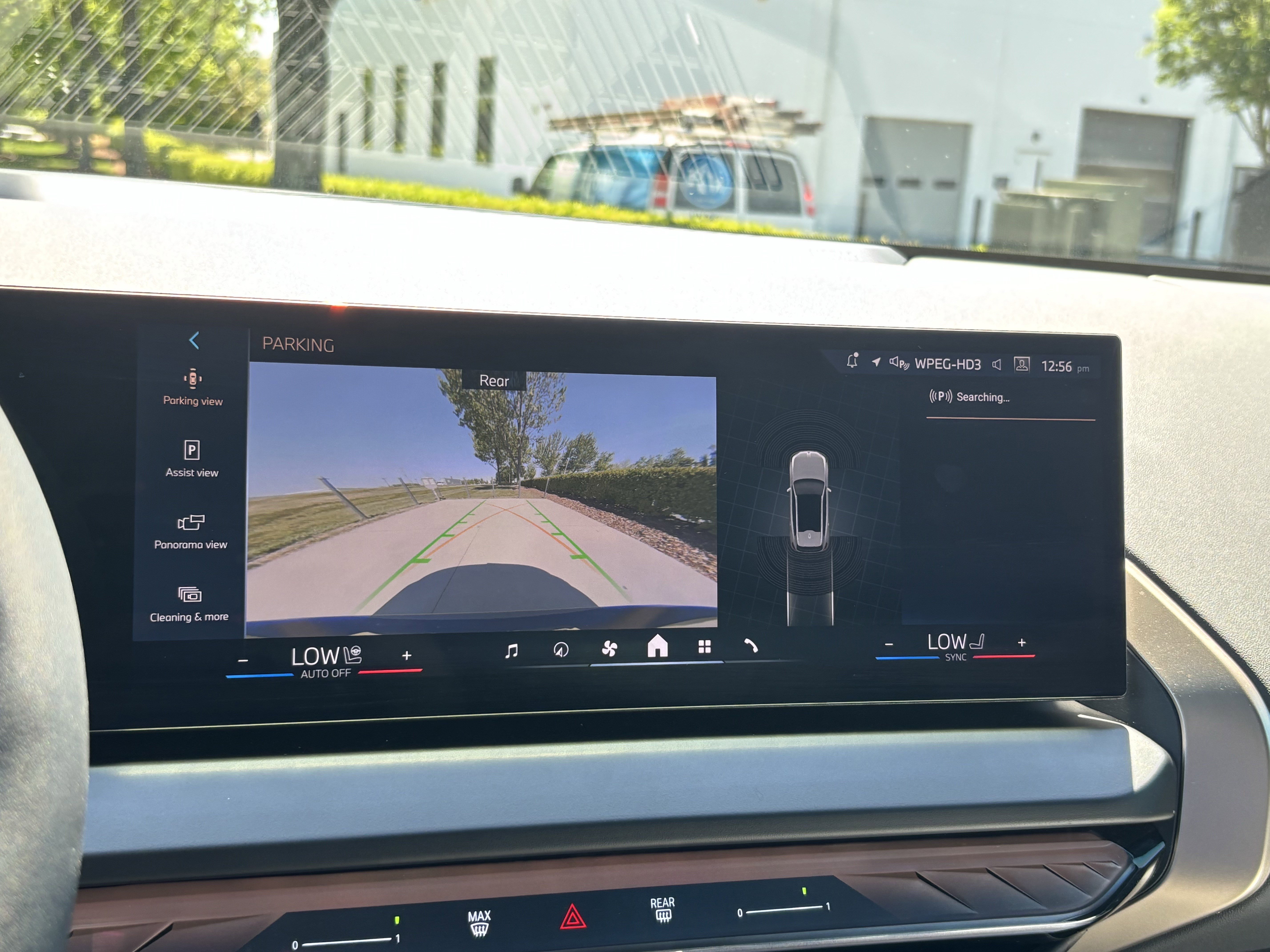 Certified 2025 BMW X3 xDrive30i w/ Convenience Package image 23