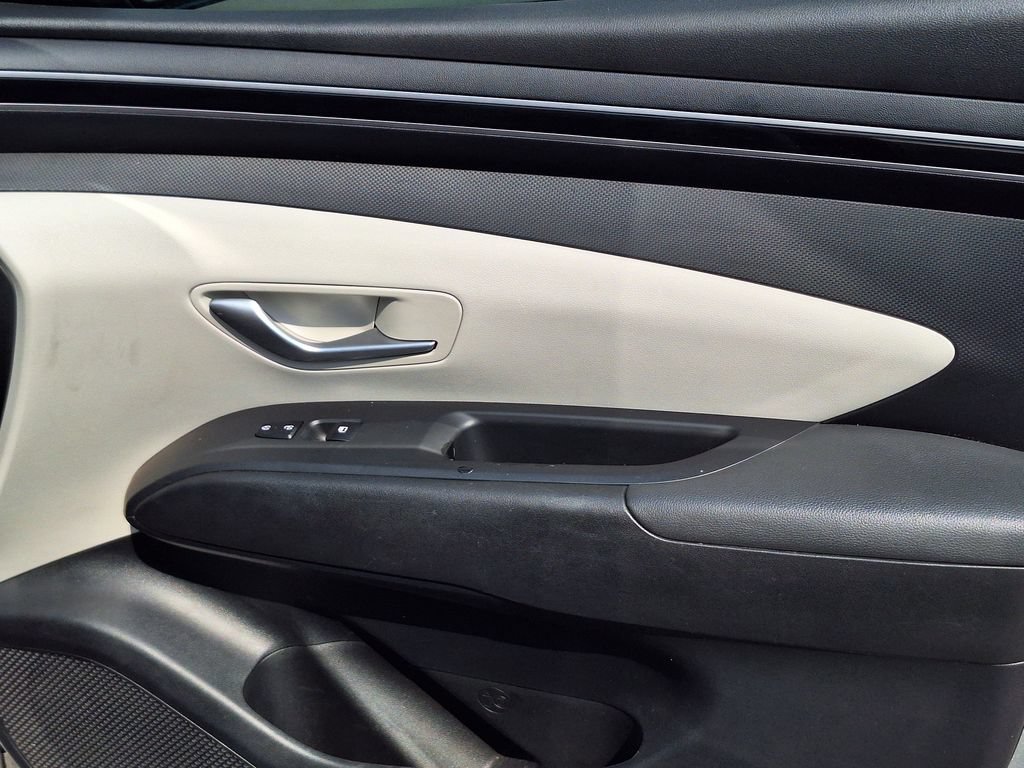 Certified 2022 Hyundai Tucson SE FWD image 23