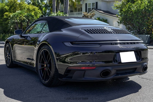 Used 2024 Porsche 911 Cabriolet image 19