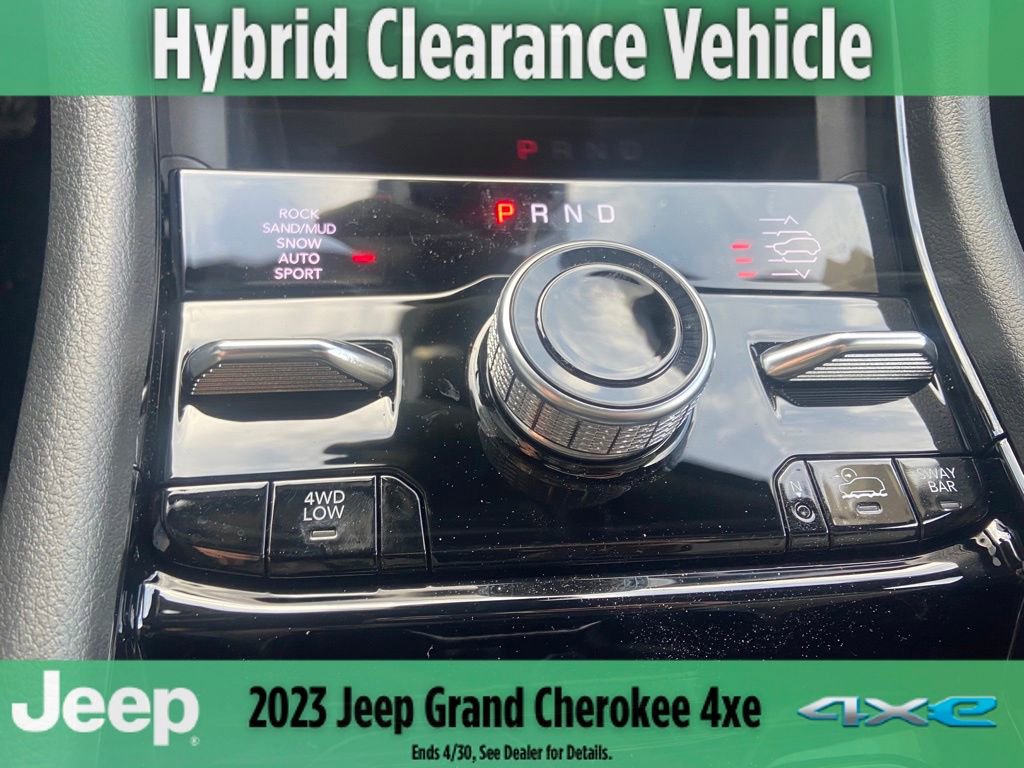 New 2023 Jeep Grand Cherokee Trailhawk image 34