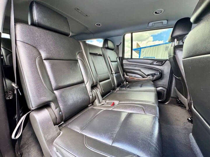 Used 2019 Chevrolet Suburban LT image 15