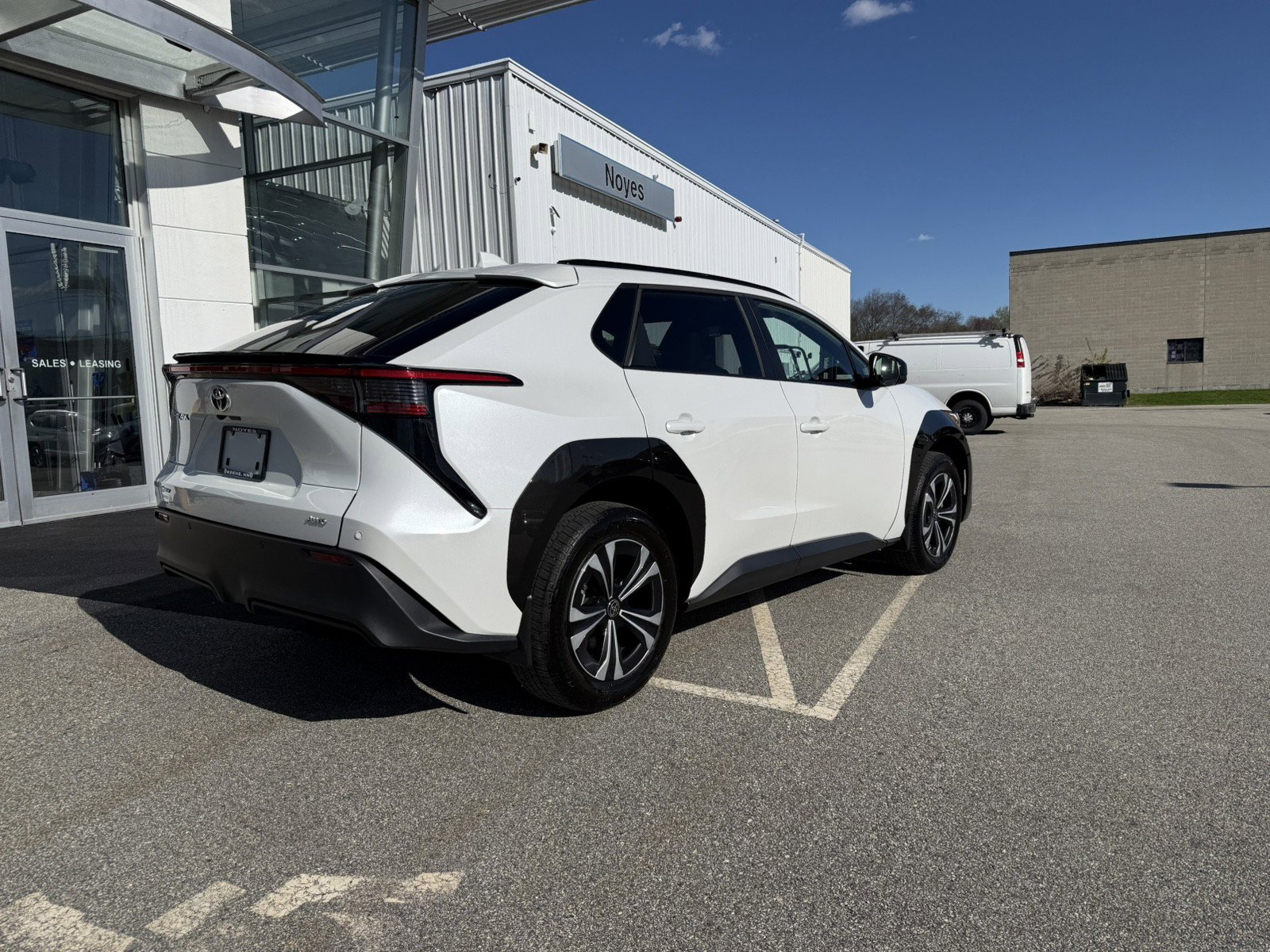 Used 2024 Toyota bZ4X Limited w/ Weather Package AWD/4WD image 3