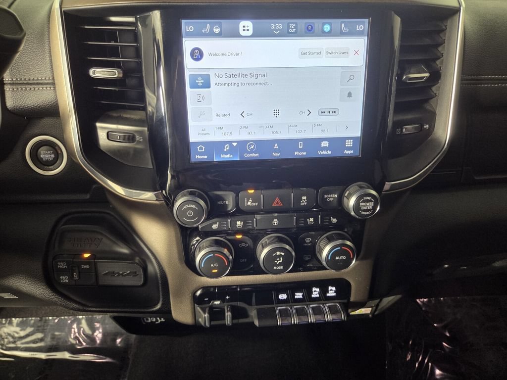 Used 2024 RAM 2500 Laramie w/ Safety Group AWD/4WD image 14