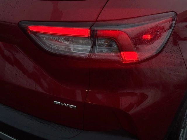 Used 2022 Ford Escape Titanium w/ Class II Trailer Tow Package image 8