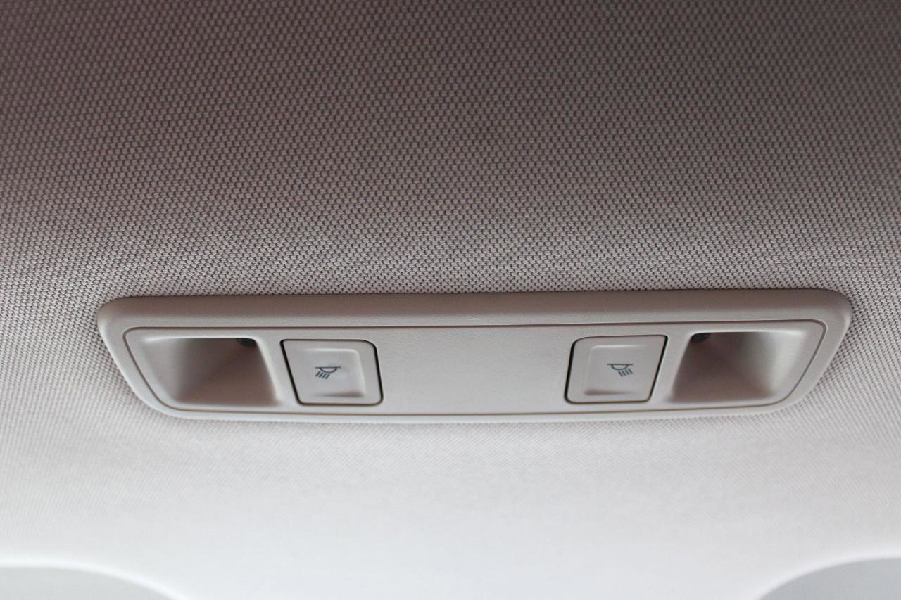 Used 2018 GMC Sierra 1500 SLT w/ SLT Premium Package image 44