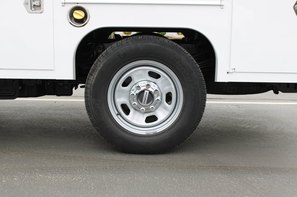 Used 2024 Ford F350 XL w/ XL Chrome Package RWD image 37