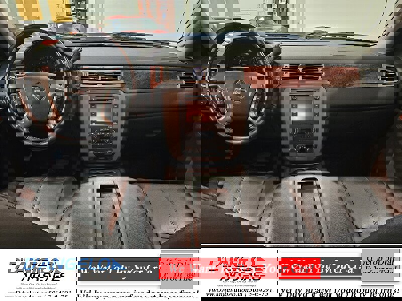 Used 2013 GMC Sierra 2500 SLT w/ Suspension Package, Off-Road image 27