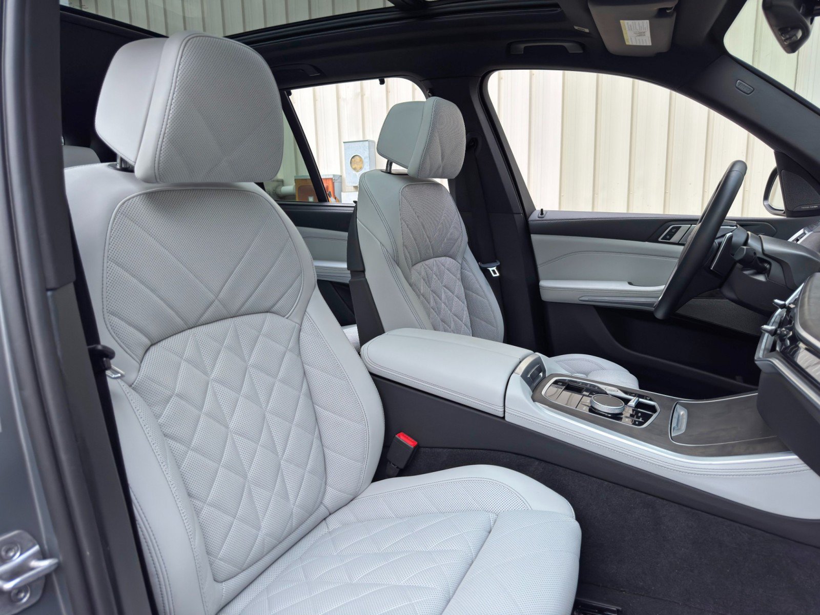 Used 2024 BMW X5 sDrive40i w/ Premium Package RWD image 42
