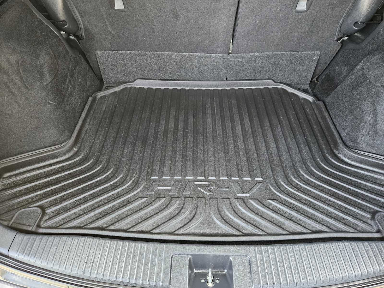 Used 2021 Honda HR-V Sport image 29