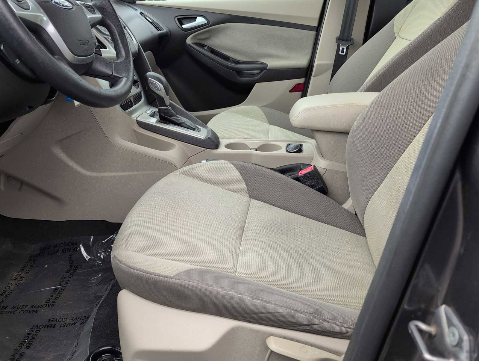 Used 2013 Ford Focus SE image 16