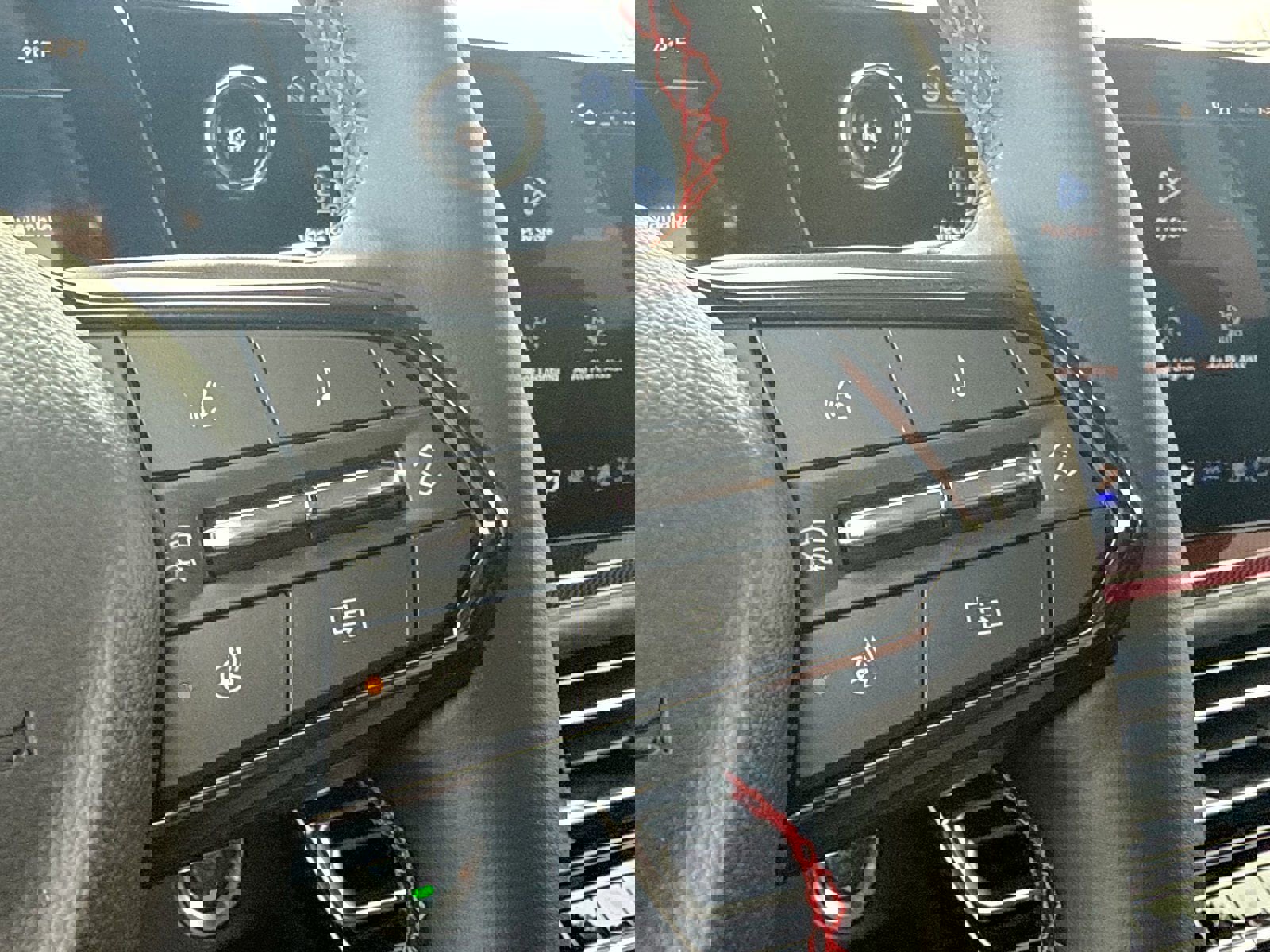 New 2026 Chevrolet Traverse RS AWD/4WD image 40