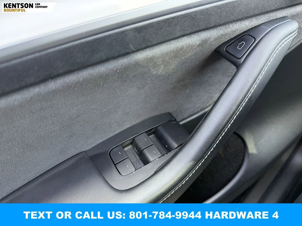 Used 2023 Tesla Model Y Long Range image 19