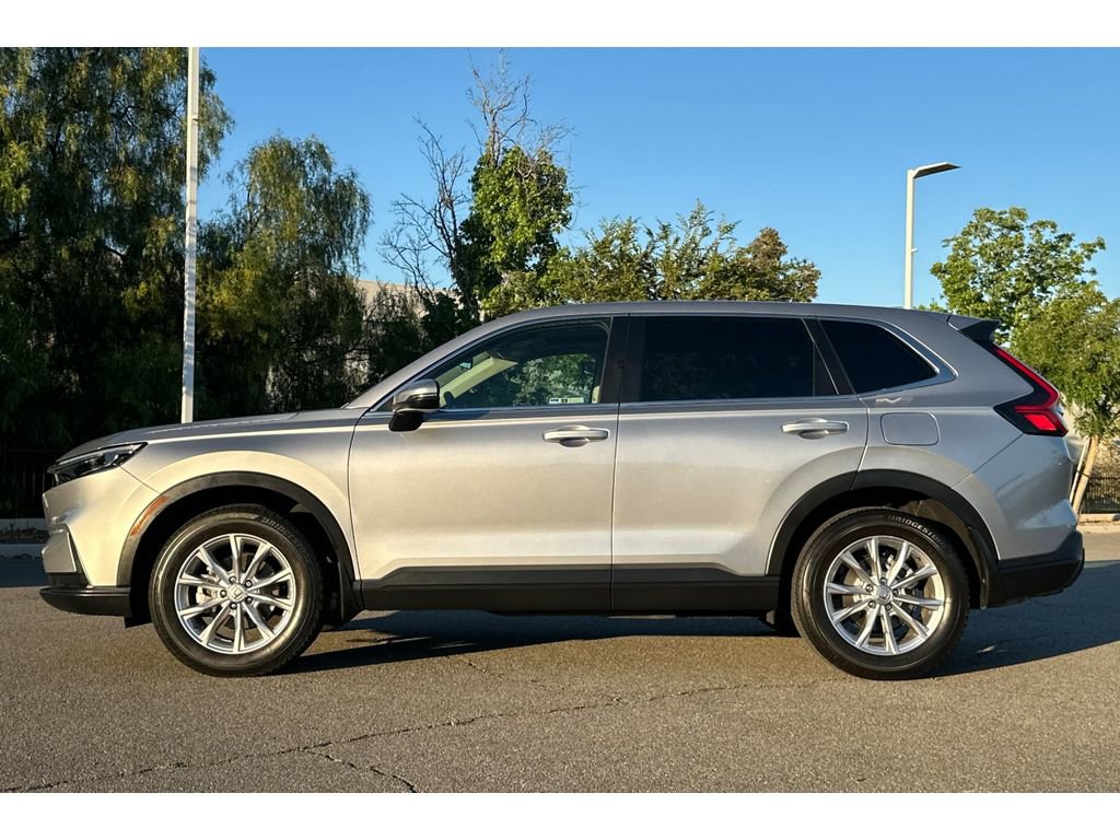 Used 2023 Honda CR-V EX image 2