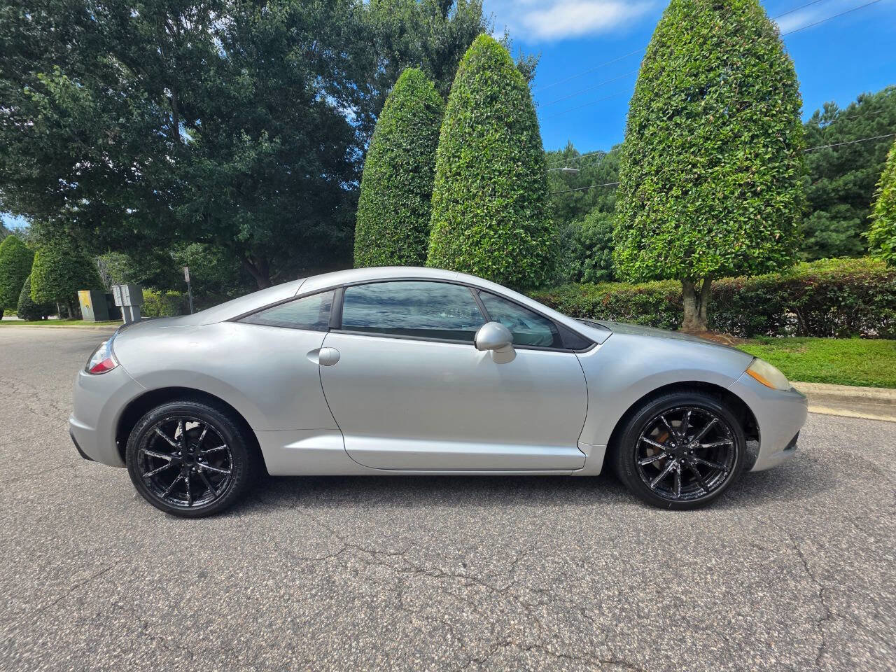 Used 2012 Mitsubishi Eclipse image 6