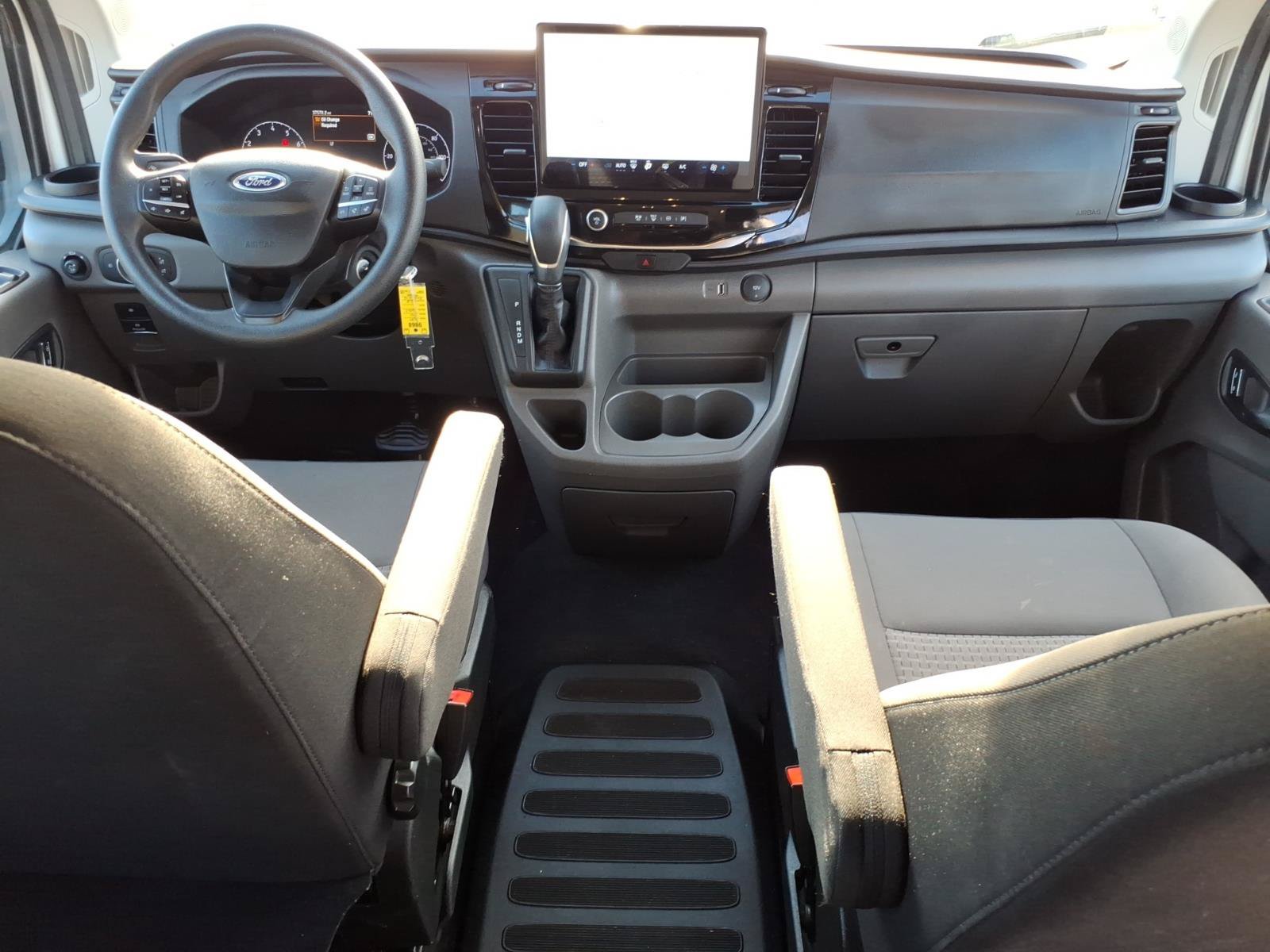 Used 2024 Ford Transit 350 XLT RWD image 12