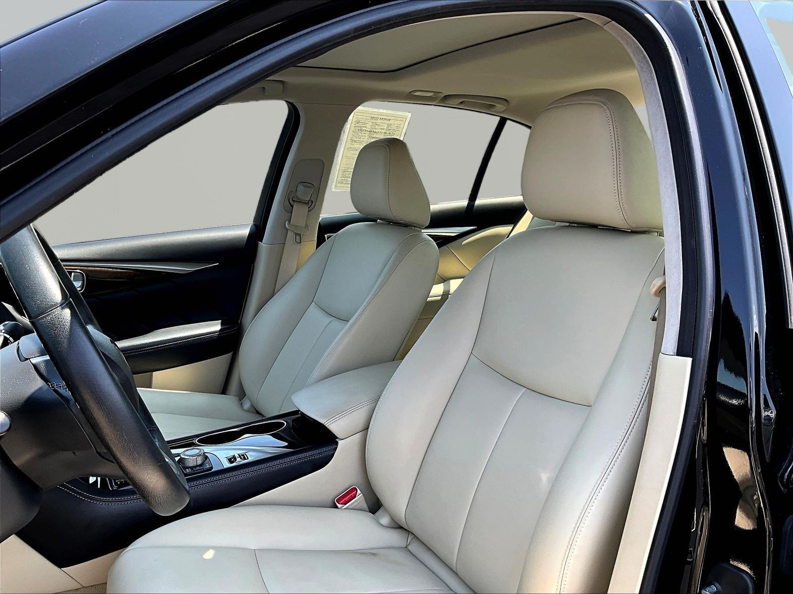 Used 2019 INFINITI Q50 Luxe w/ Essential Package (3.0T Luxe) AWD/4WD image 20