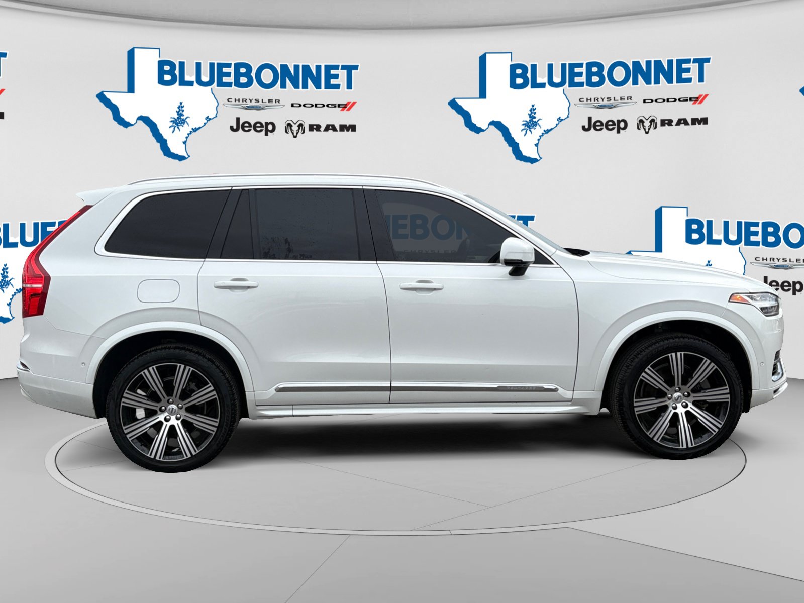 Used 2024 Volvo XC90 T8 Ultimate w/ Lounge Package AWD/4WD image 4