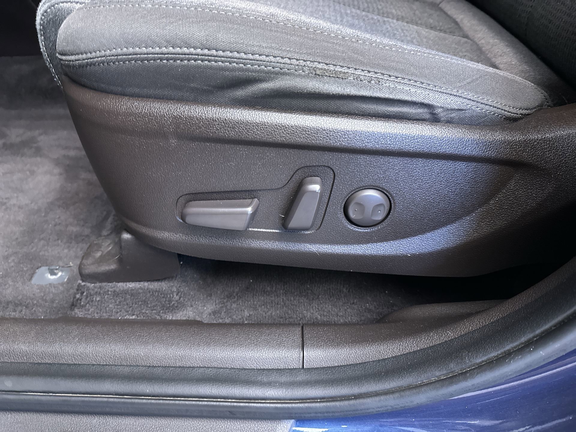 Used 2019 Hyundai Santa Fe SEL AWD/4WD image 14