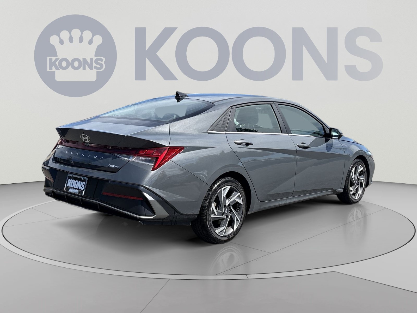 Certified 2025 Hyundai Elantra Limited FWD image 7