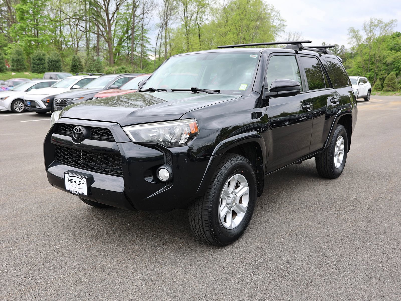 Used 2016 Toyota 4Runner SR5 AWD/4WD image 3