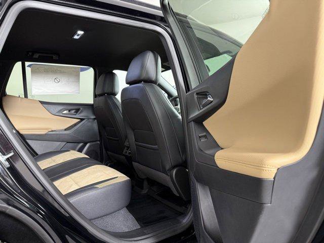 New 2026 Chevrolet Equinox ACTIV w/ Convenience Package III image 19