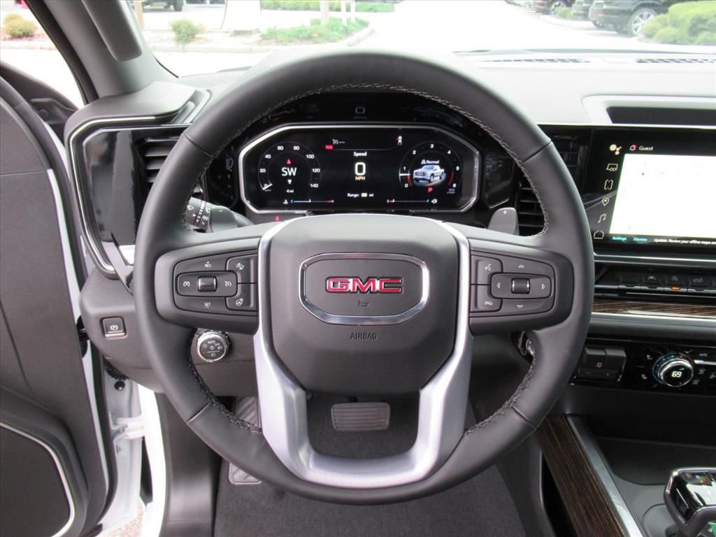 New 2026 GMC Sierra 1500 Elevation image 17