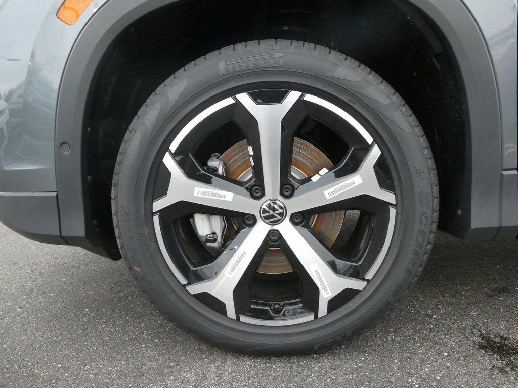 New 2026 Volkswagen Tiguan SE image 34