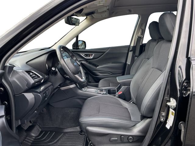 Used 2023 Subaru Forester Premium AWD/4WD image 3