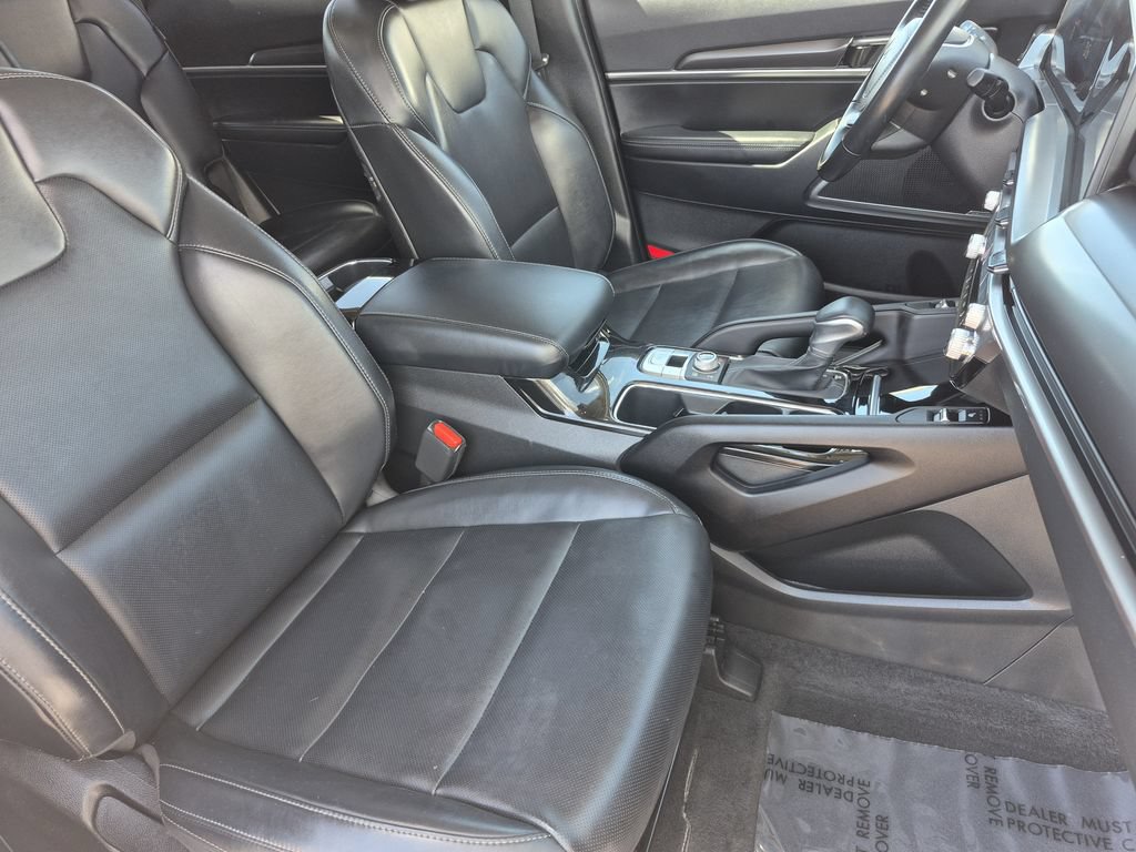 Used 2025 Kia Telluride S AWD/4WD image 16