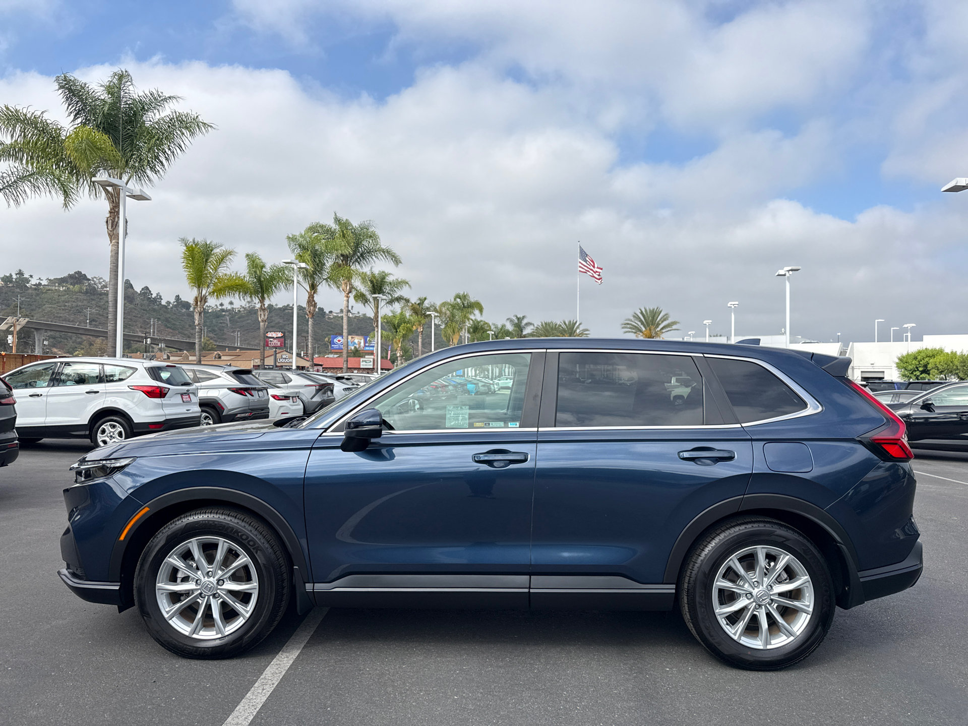 Used 2024 Honda CR-V EX-L image 4