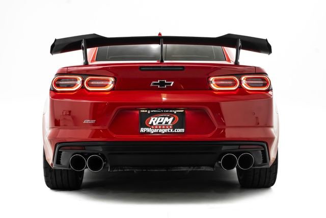 Used 2021 Chevrolet Camaro SS image 3