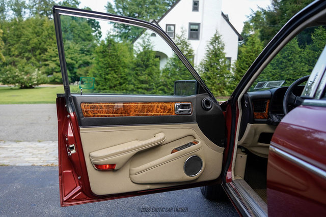 Used 1988 Jaguar XJ Vanden Plas RWD image 25