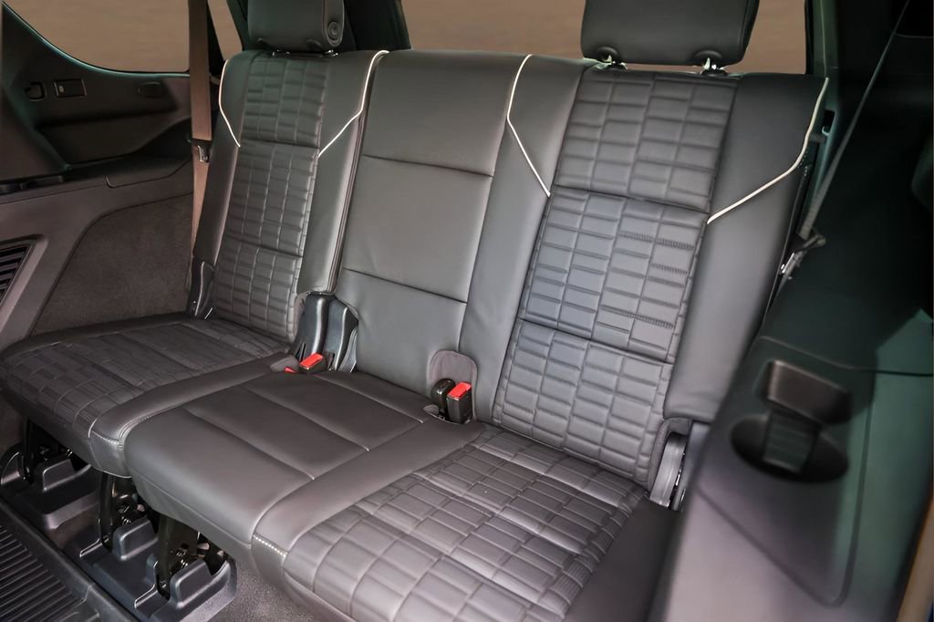 Certified 2025 Cadillac Escalade V w/ LPO, Floor Liner Package image 25