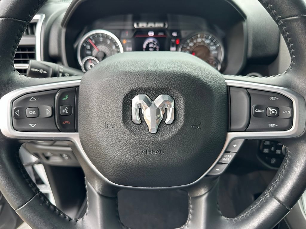 Used 2023 RAM 1500 Big Horn AWD/4WD image 25