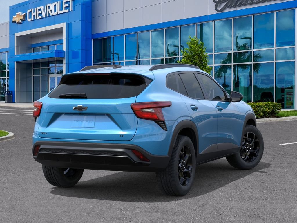 New 2026 Chevrolet Trax LT w/ Midnight Edition FWD image 5
