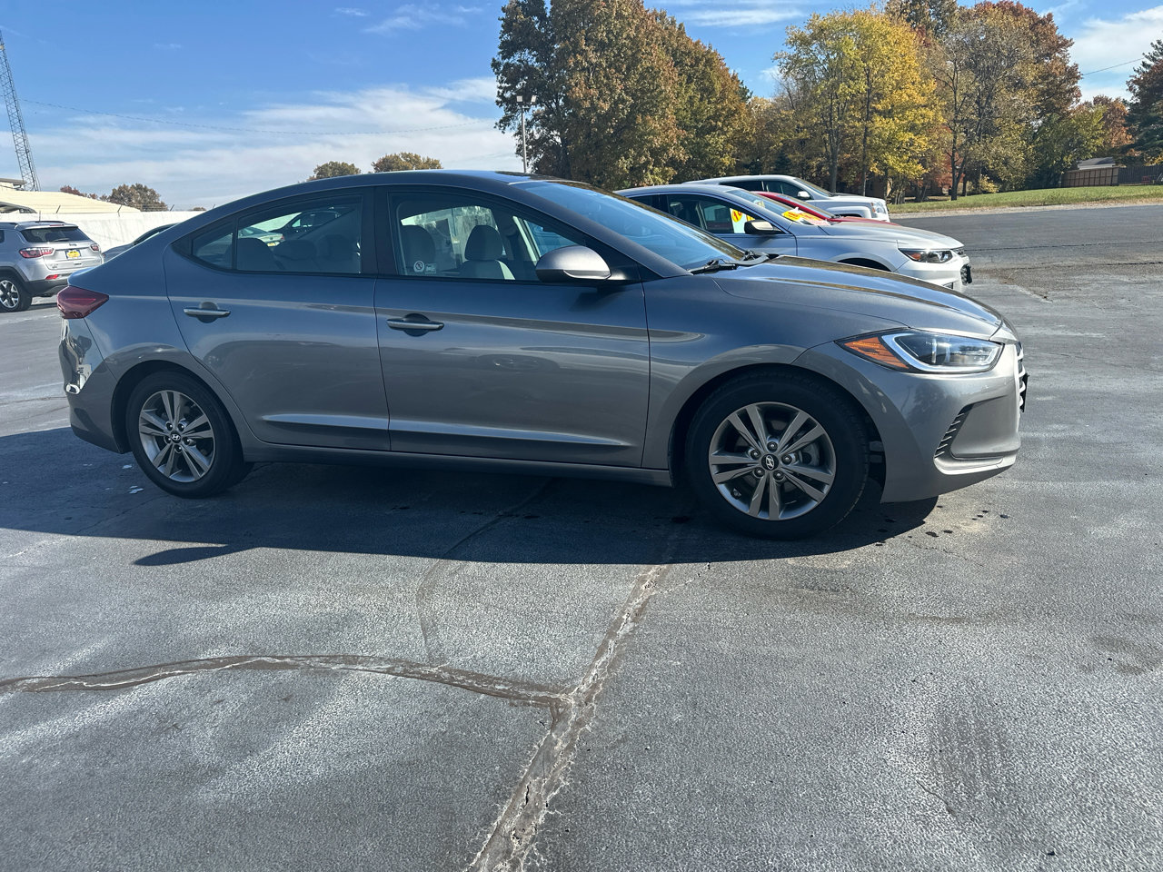 Used 2018 Hyundai Elantra SEL image 4