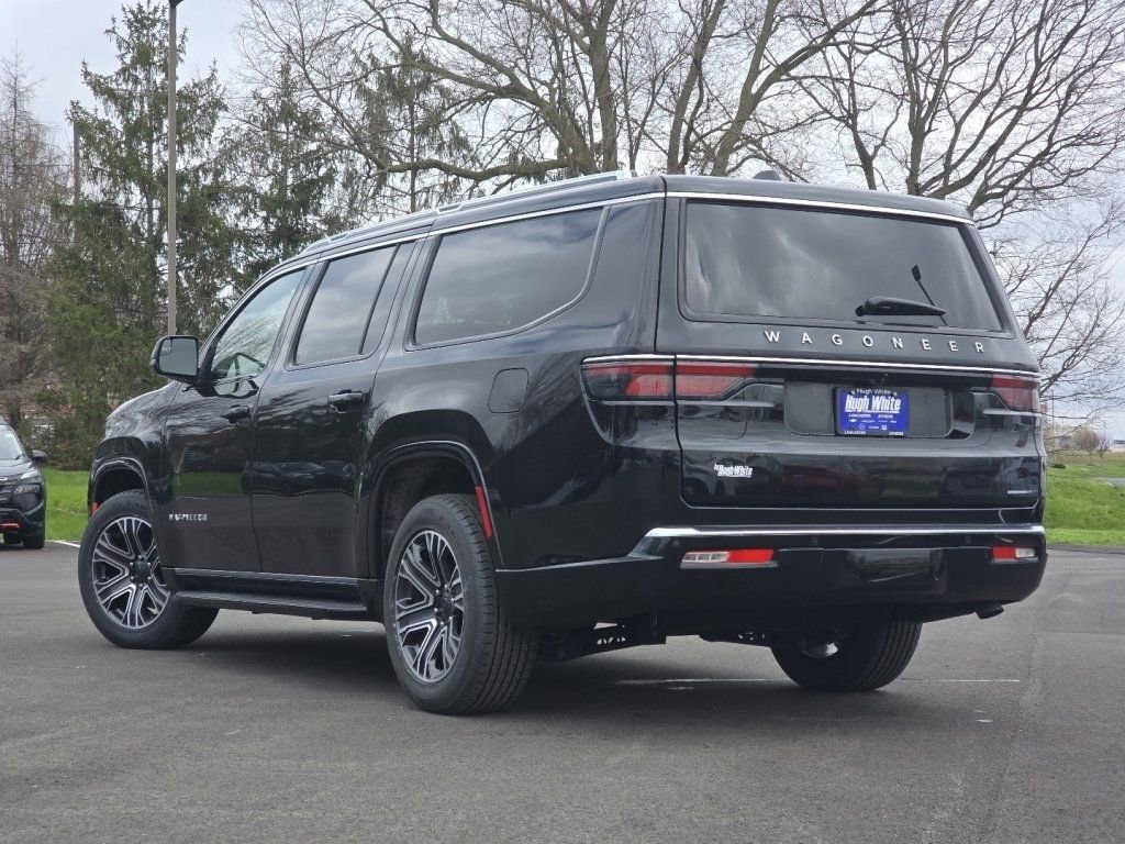 Used 2024 Jeep Wagoneer L Series II w/ Flexible Seating Group image 11