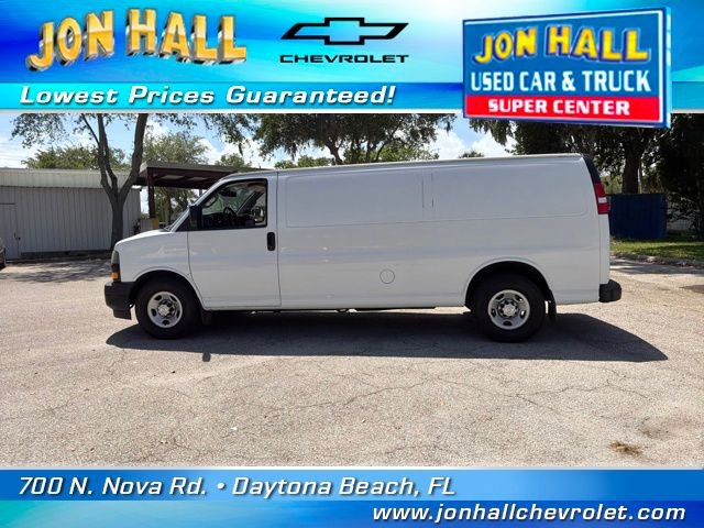 Used 2019 Chevrolet Express 3500 Extended w/ Driver Convenience Package image 5
