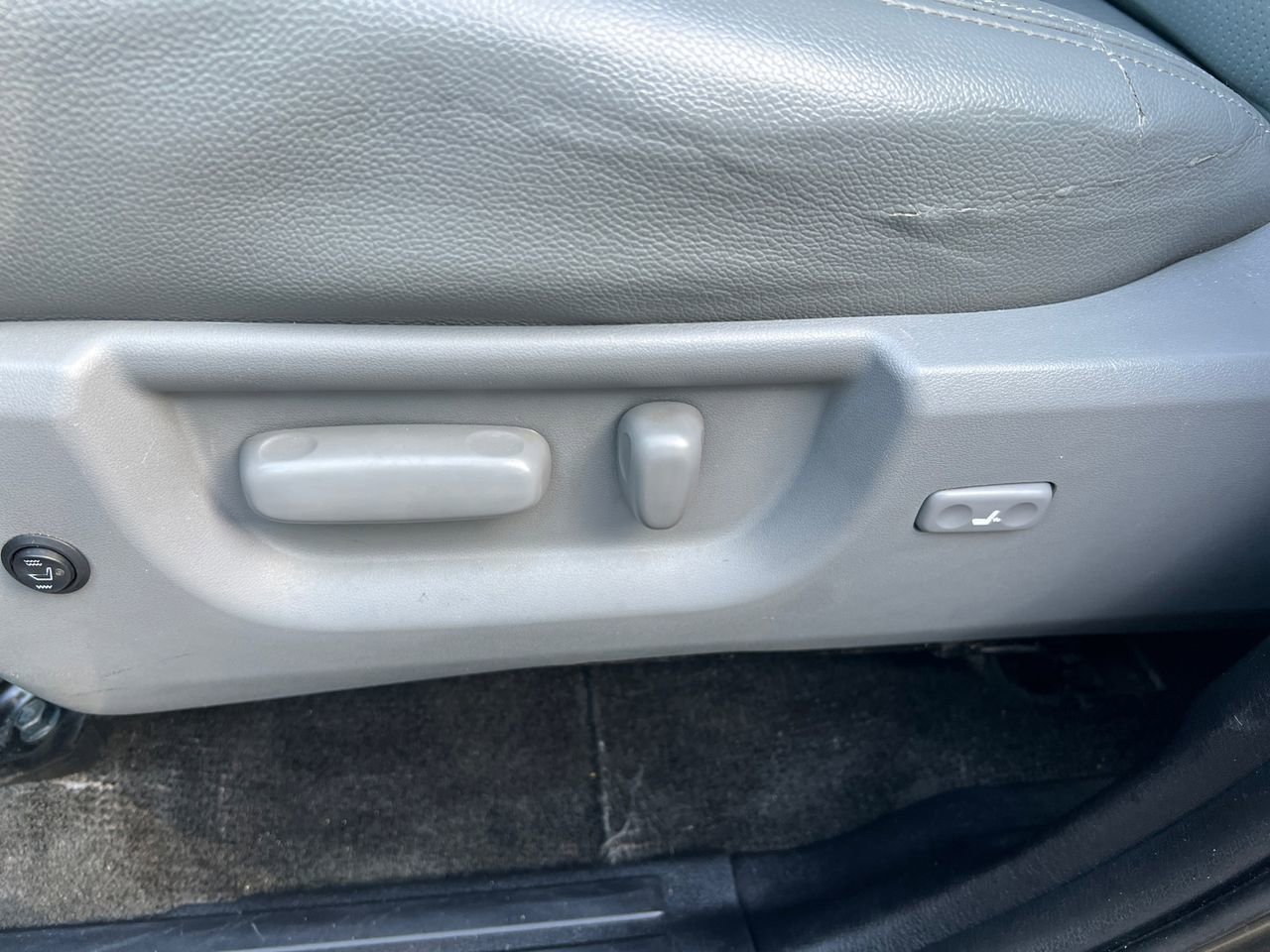 Used 2013 Toyota Sequoia SR5 image 9