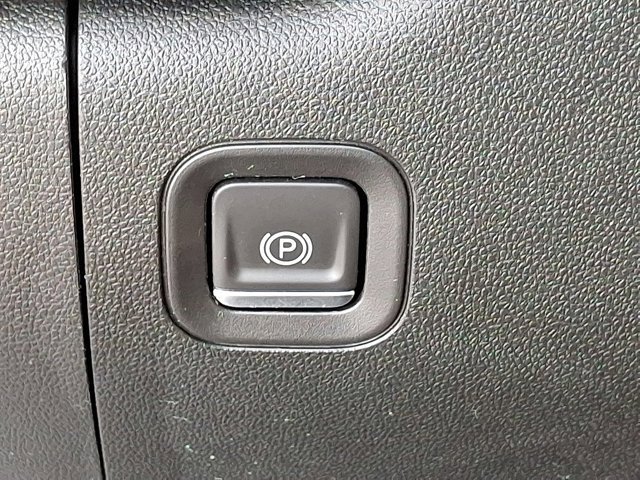 Used 2022 Chevrolet Silverado 3500 W/T image 29