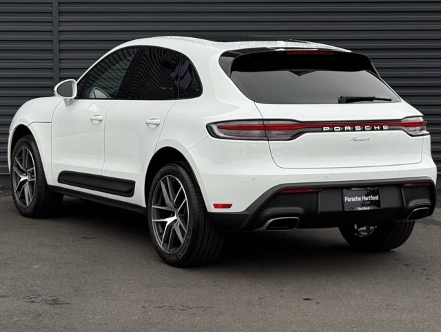 New 2026 Porsche Macan image 3