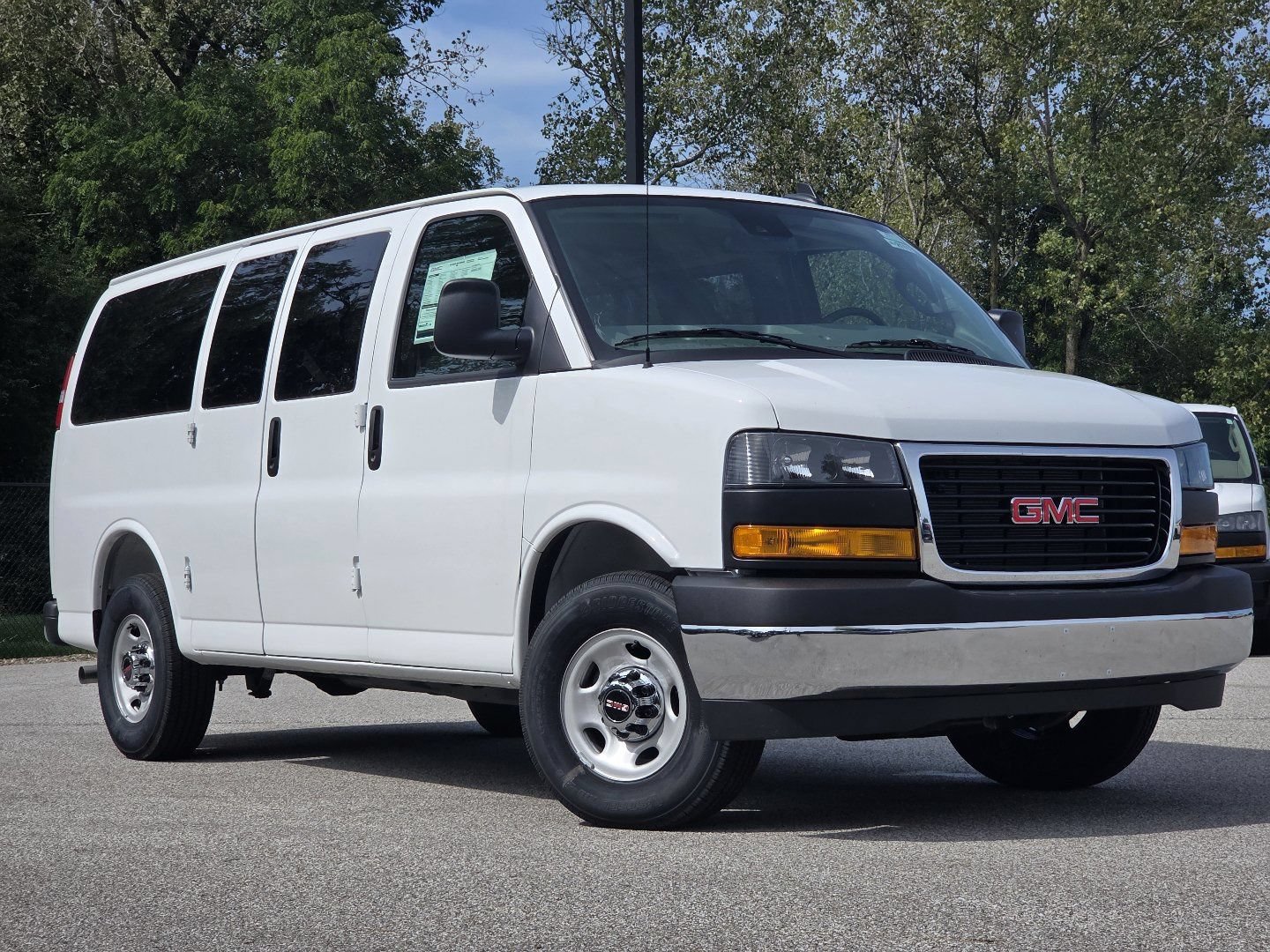 New 2026 GMC Savana 2500 LT w/ LT Preferred Equipment Group RWD image 2