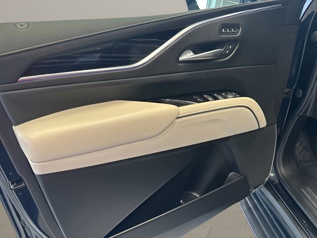 Used 2021 Cadillac Escalade Sport image 9