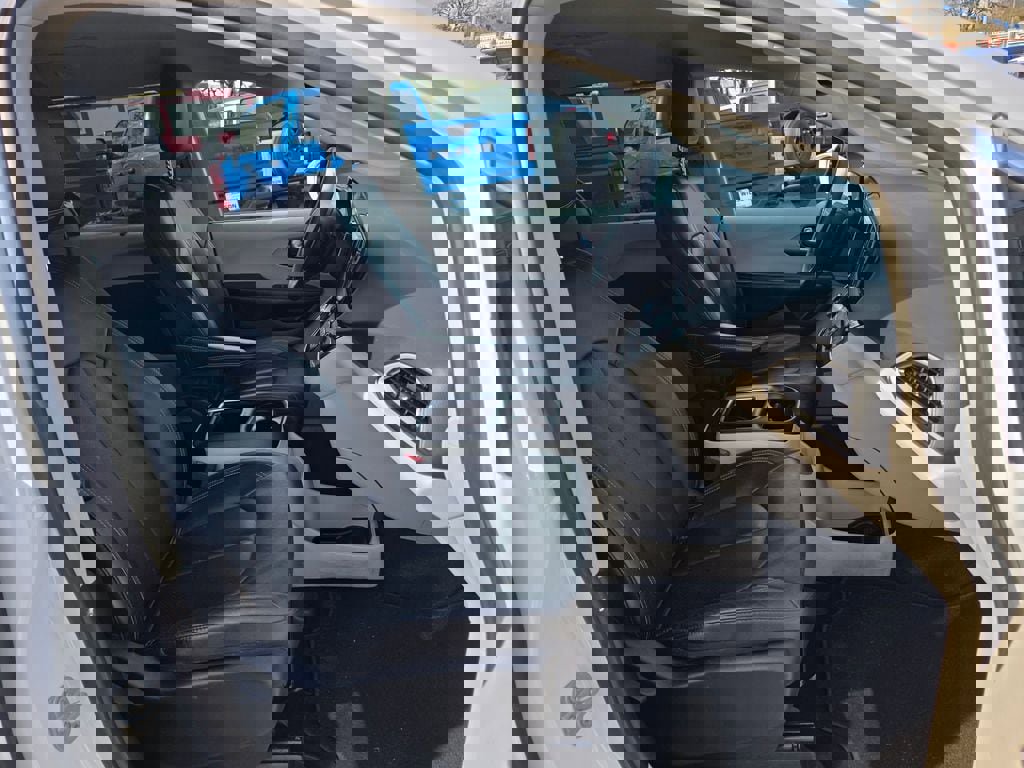 Used 2022 Chrysler Pacifica Touring-L image 26