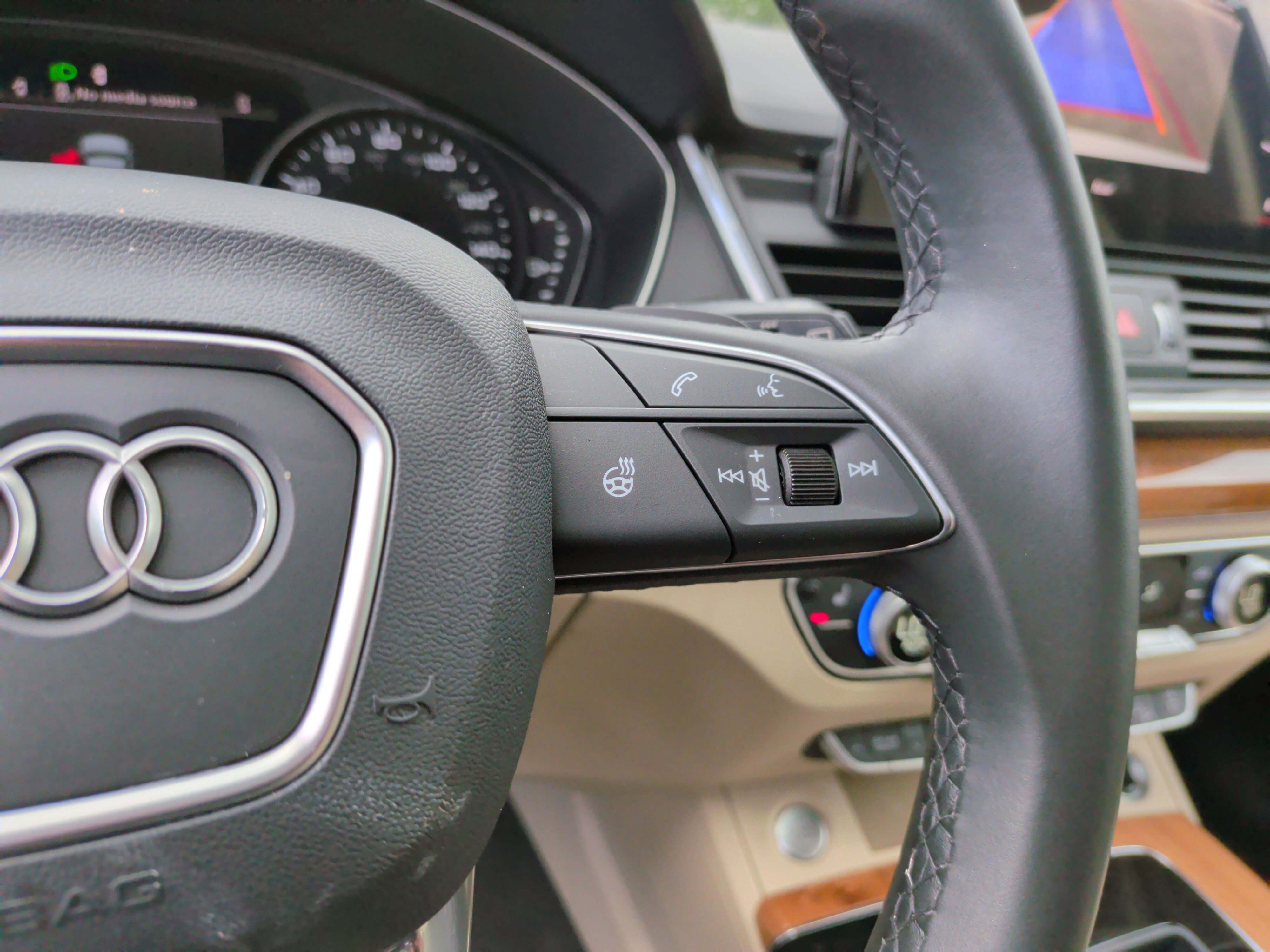 Certified 2023 Audi Q5 2.0T Premium w/ Convenience Package image 22